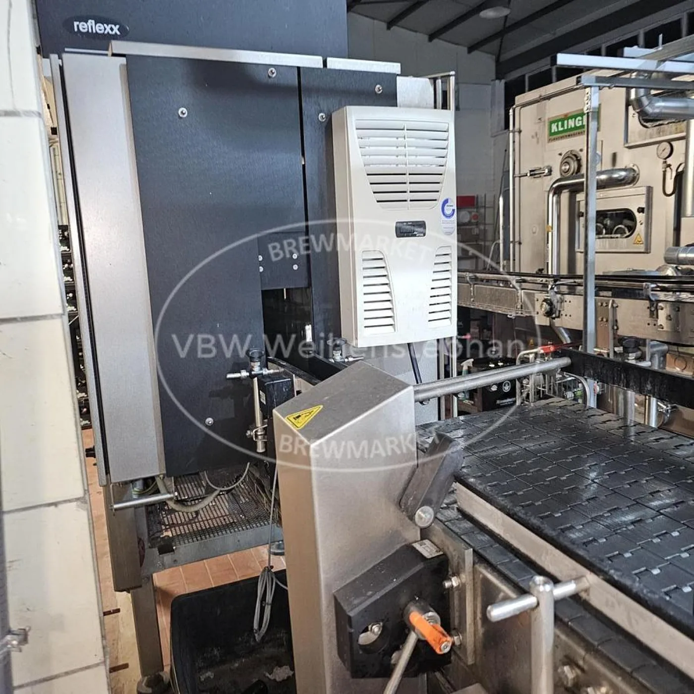 nonreturnable glass bottle filling line - 3