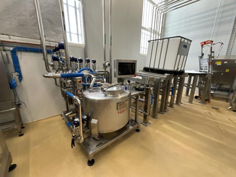 2022 A Due S.p.A. A Due S.p.A. IBC Decanting System for Syrup Pasteurisation System