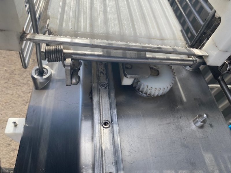 CP230 Long Salmon Slicer