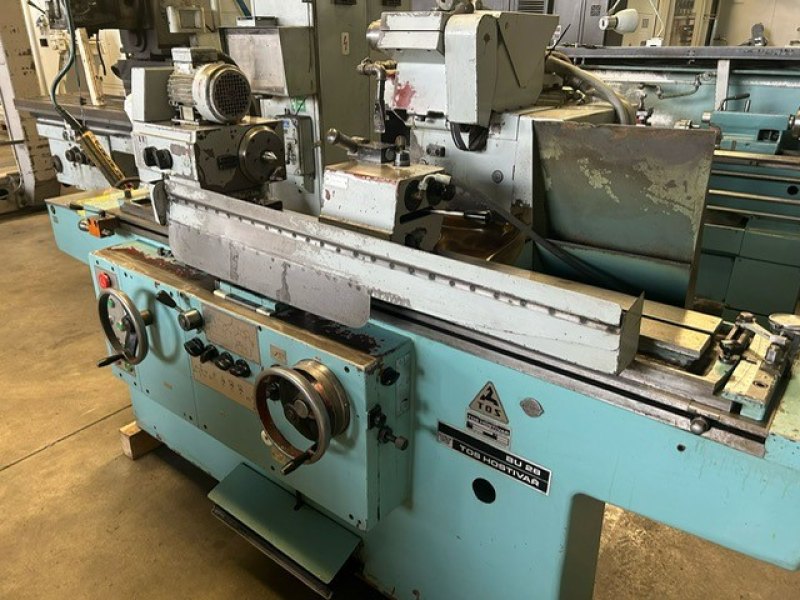 Internal / External Cylindrical Grinder – TOS BU 28/1000