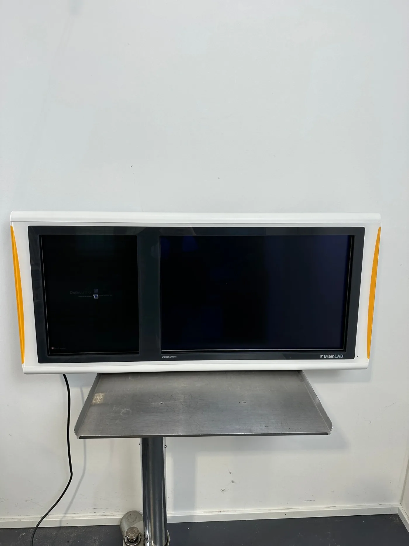 Brainlab Digital Lightbox 1.0 OP-Bildbetrachtungsgerät - 2