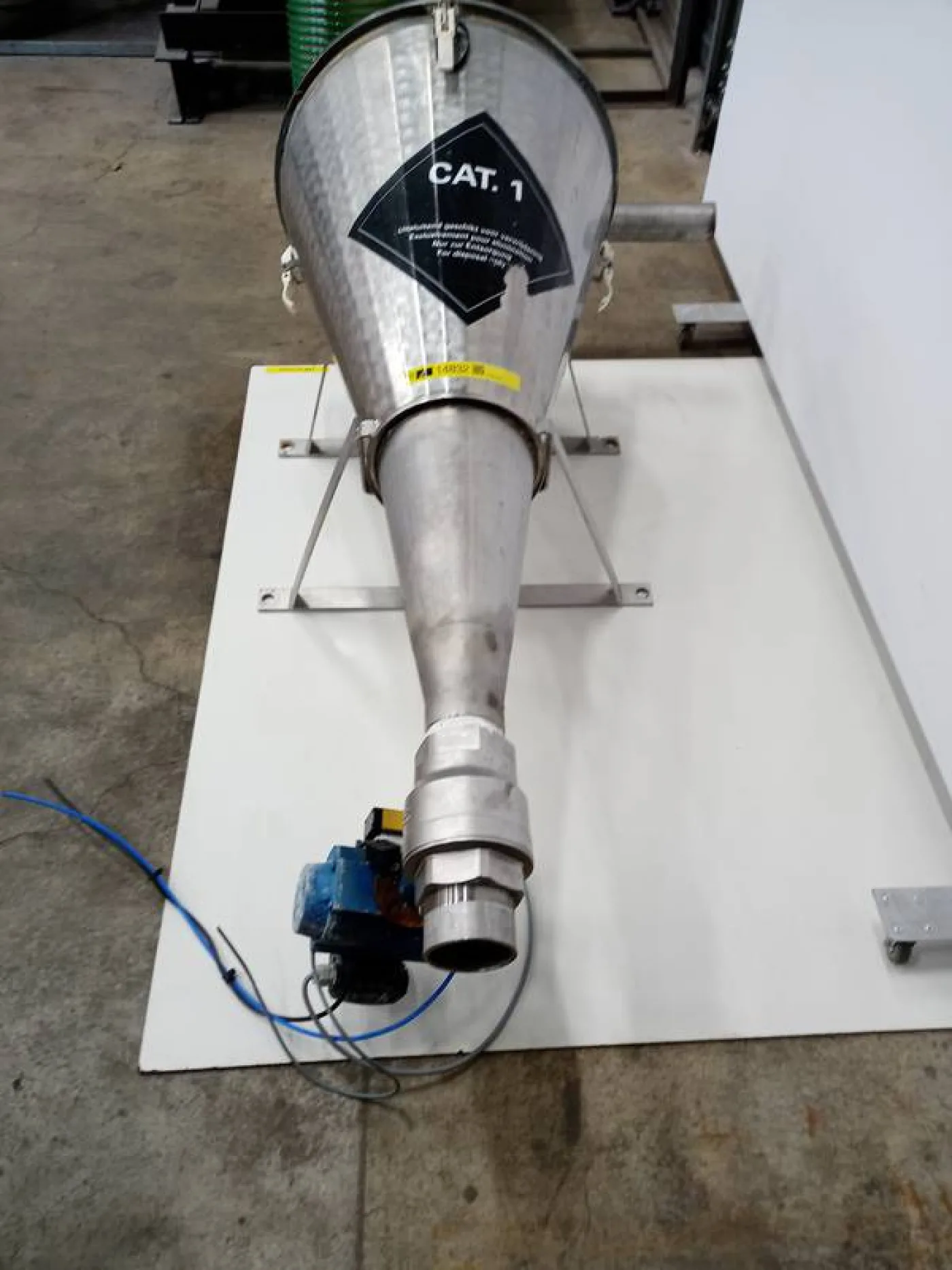 Cyclone for spinal cord removal - 4