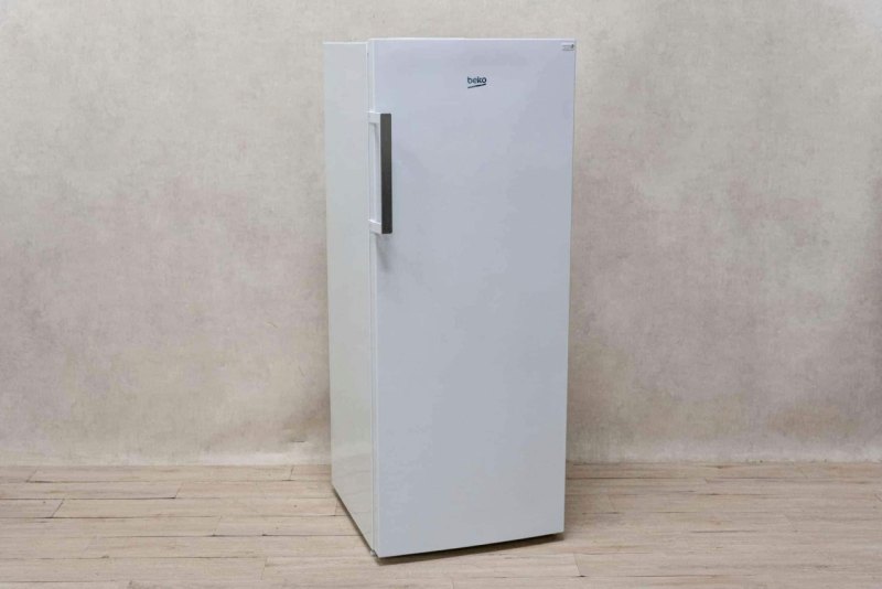 Beko RFNE270K31WN Vriezer