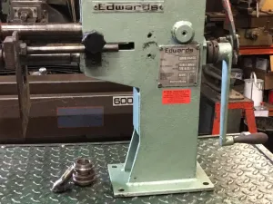 EDWARDS Hand Swager UR2 230mm - WNS - W. Neal Services Ltd