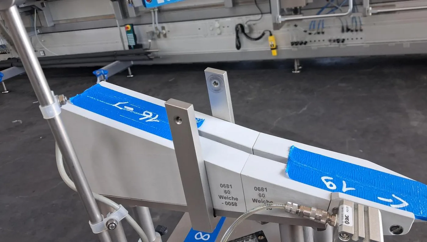 Inova Kleinteile-Zuführsystem / Förderstrecke - 4