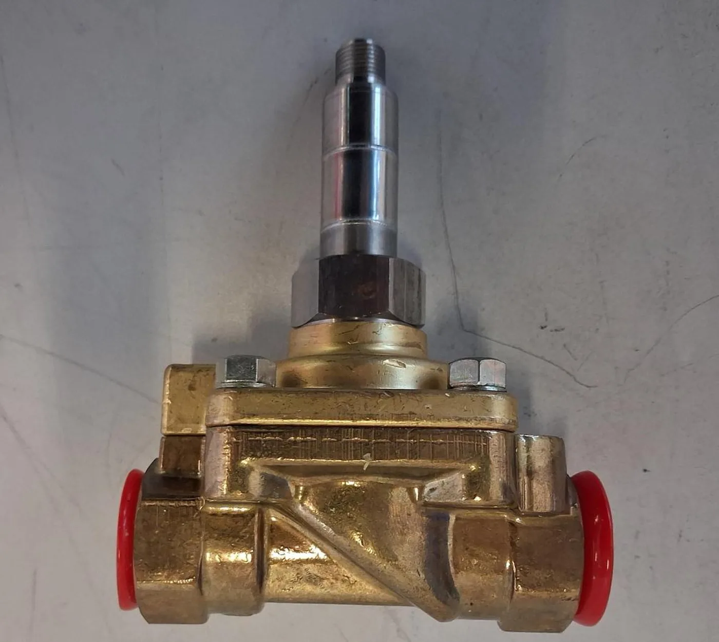 Brass Control Valve with Actuator Stem - 1