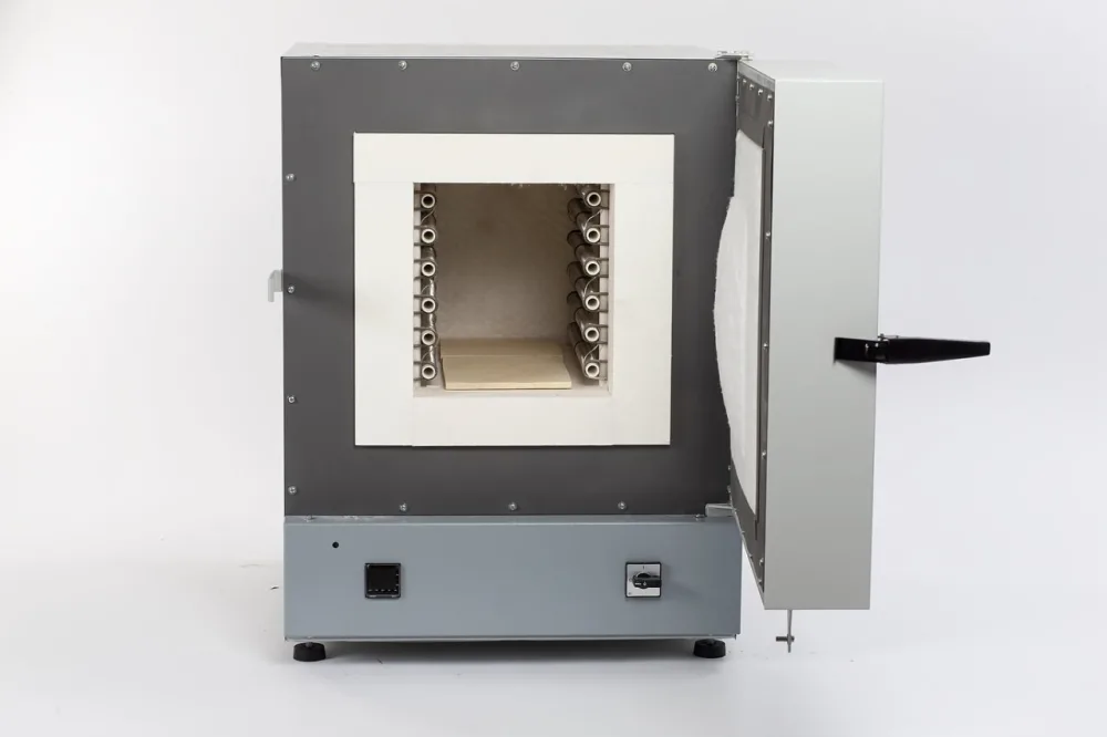 Snol 30/1300 LSF01 Chamber Furnace
