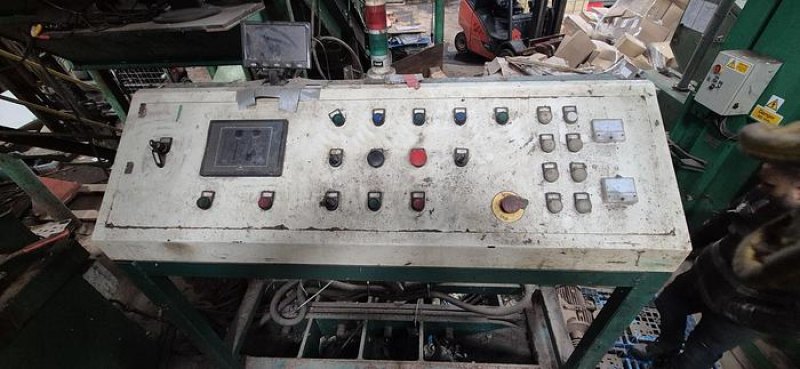 2010 Fully Automatic Baler W/In Floor Conveyor