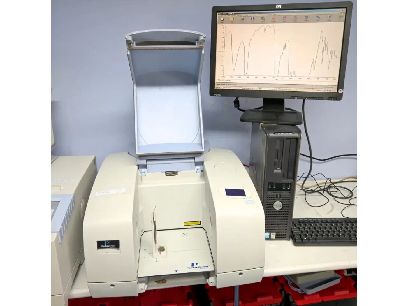 Perkin Elmer Spectrum 100 FTIR - 2