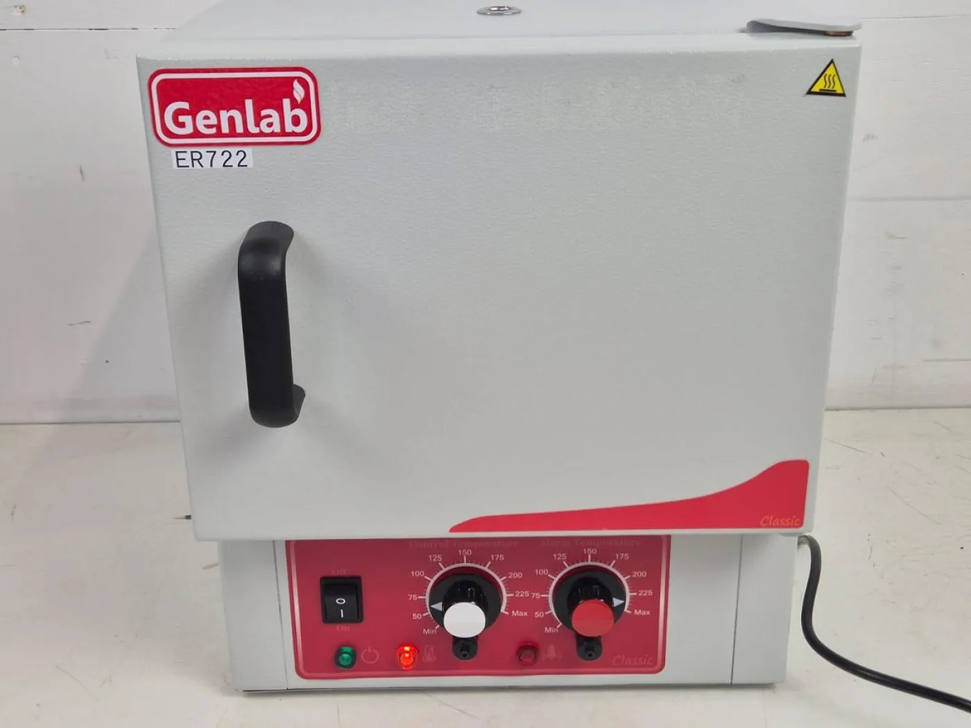 Genlab MINO/6 Oven 6L - 4