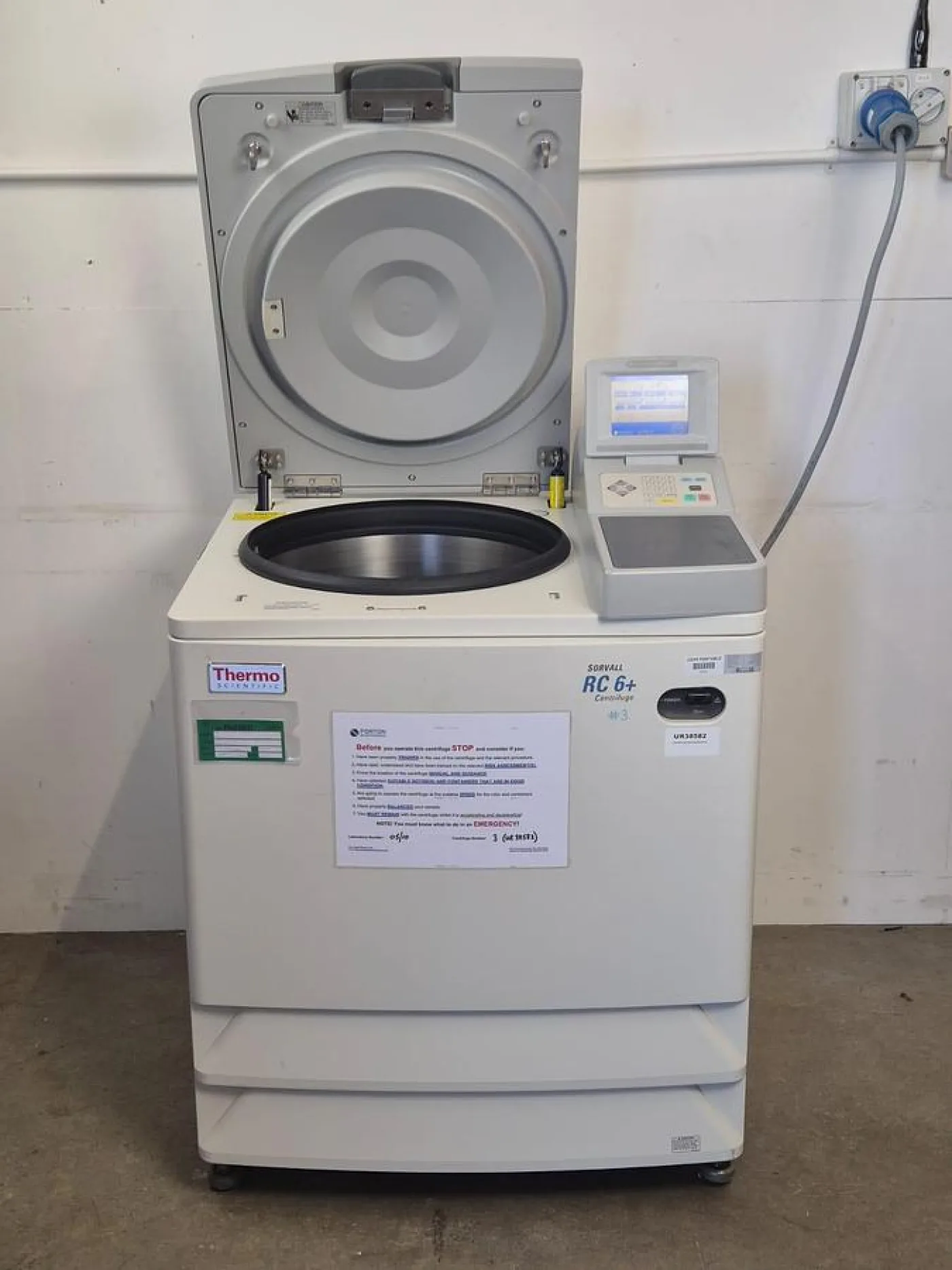 Thermo Fisher Scientific Sorvall RC6+ Centrifuge - 6