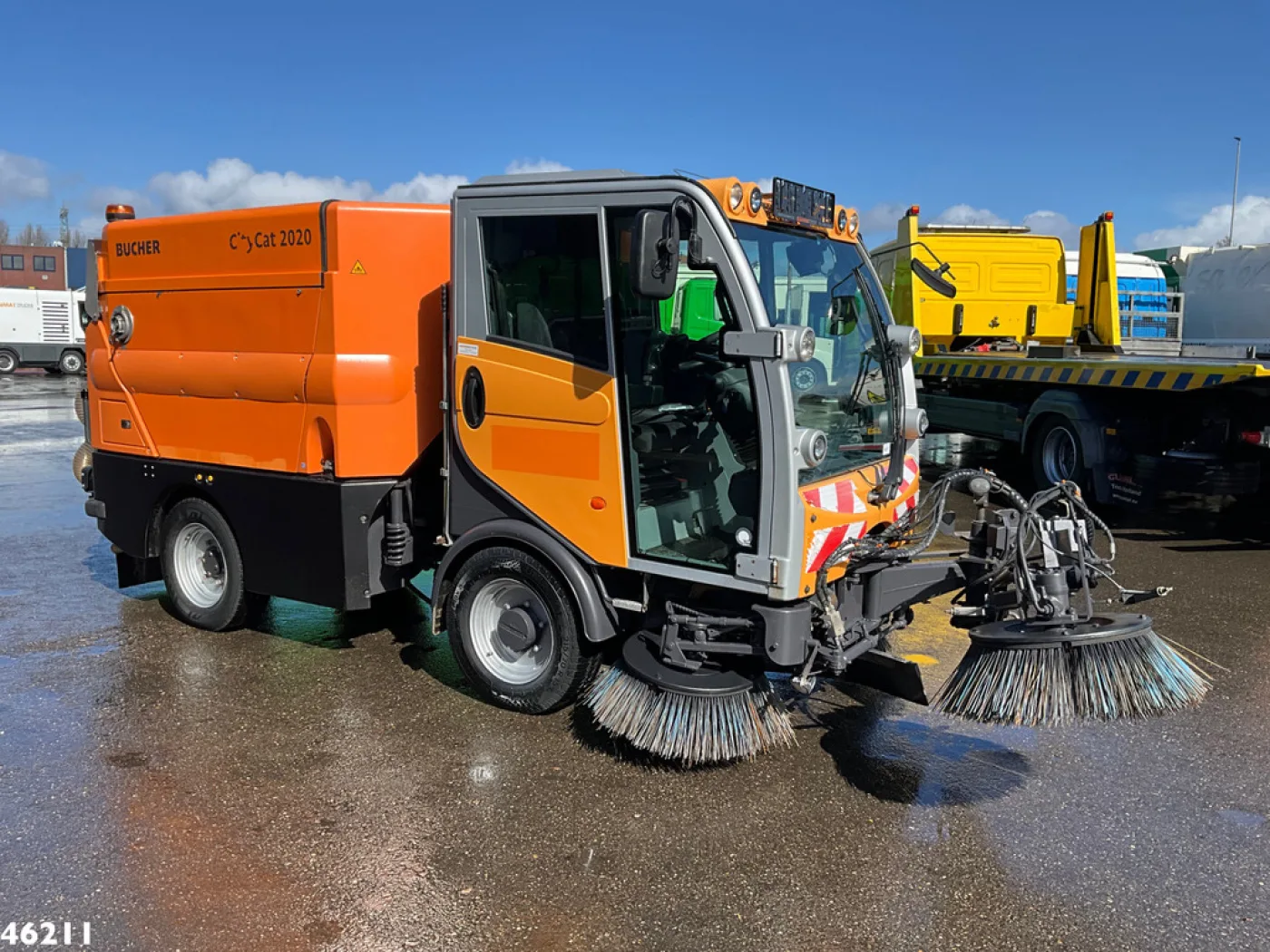 Bucher Citycat 2020 with 3-rd brush - 5
