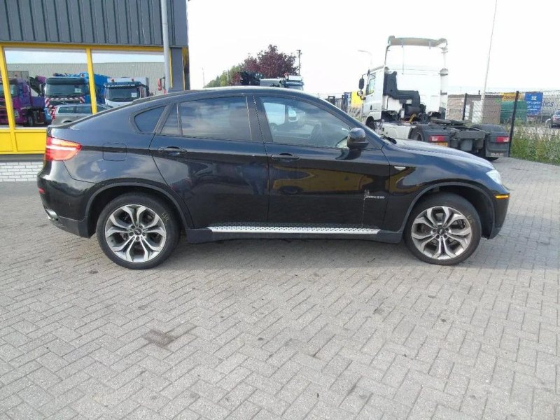 BMW X6 335 i + luxe edition + automatic