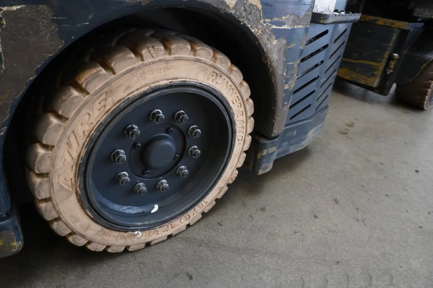 Frontstapler Combilift AM15SE (2016) - 7