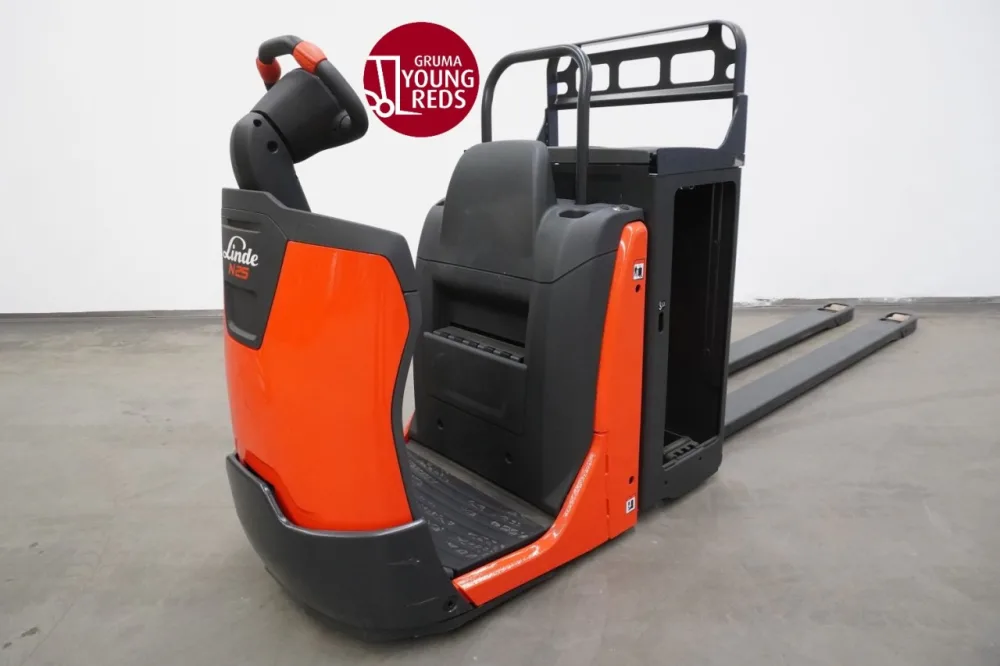 Frontstapler Linde E 30 1252