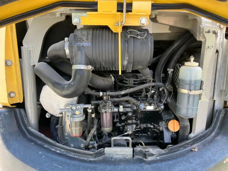 Yanmar - VIO 25-4