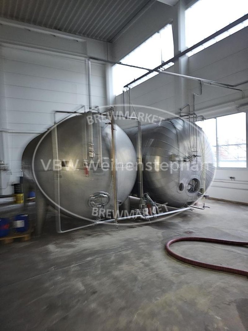 Storage tank