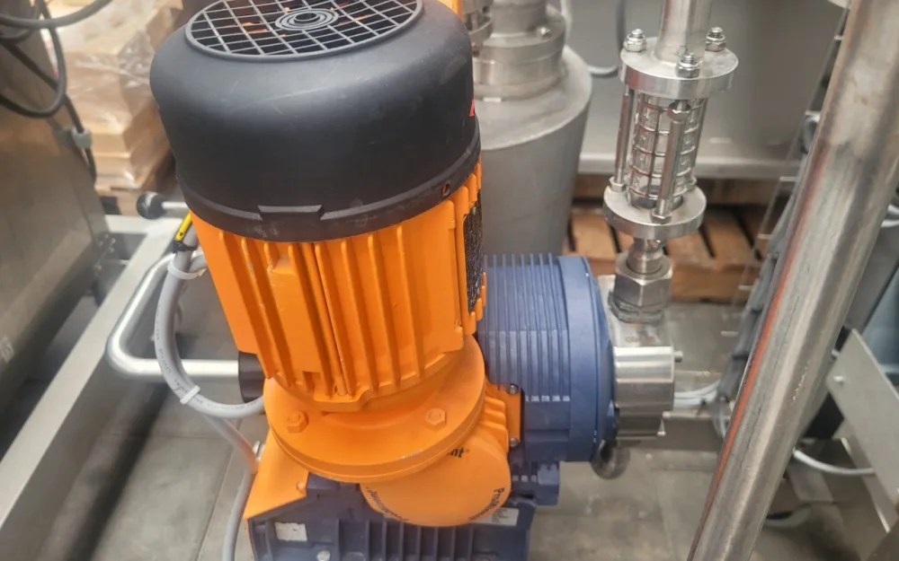 StrassBurger Filter GmbH SF 300 OD 40 + mixing vessel - Filterpress