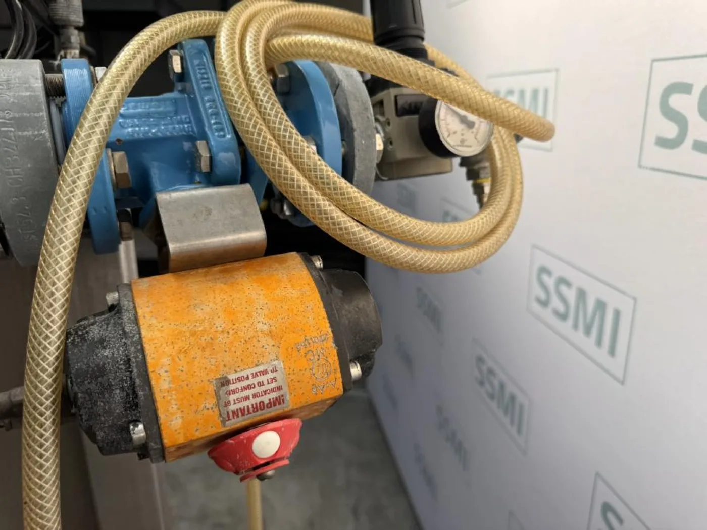 DEC Mobile Floodgate - 8