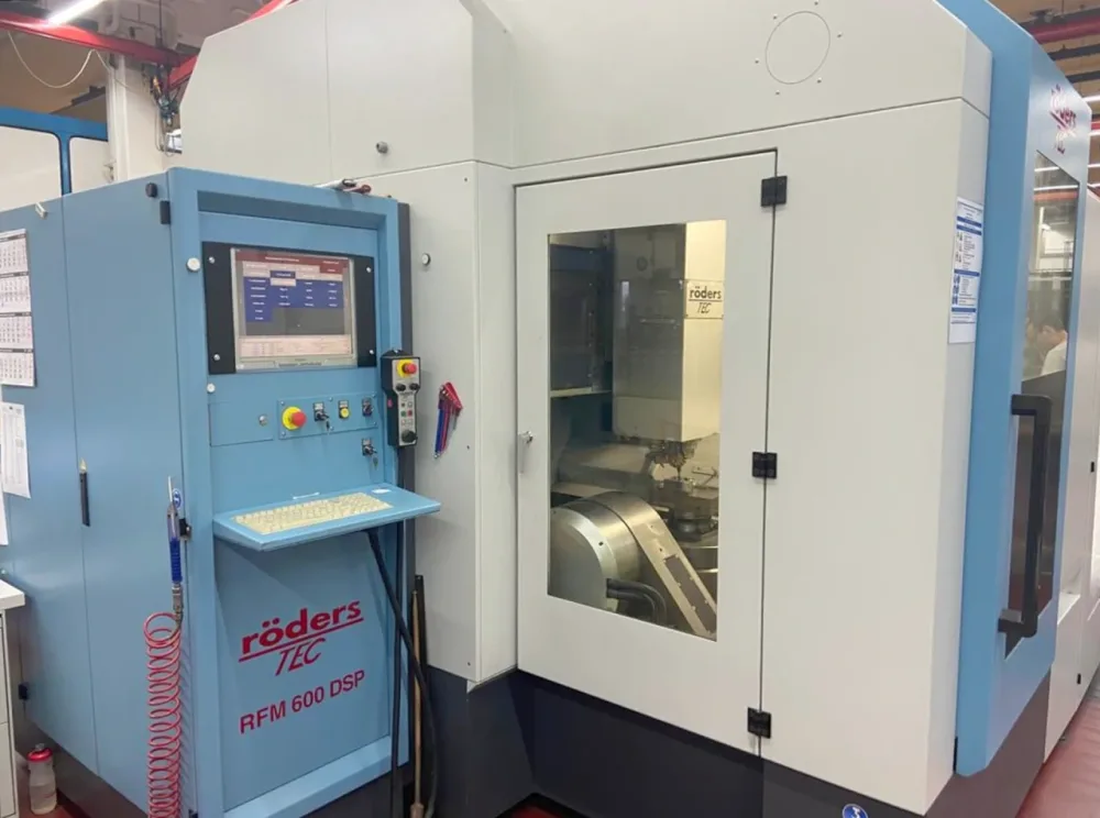 022281 - RÖDERS RFM 600 DSP