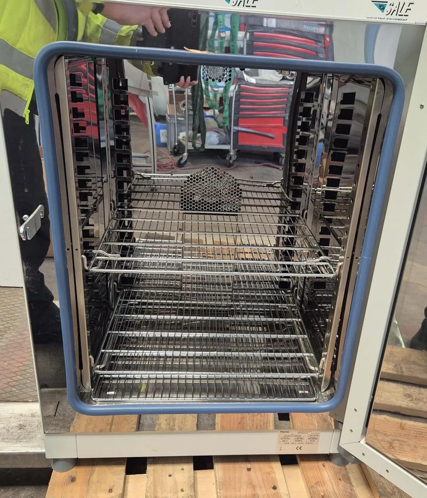 Thermo Scientific Umluftofen Heratherm OMS100 - 7
