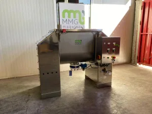 Mezcladora de bandas horizontal con capacidad de 250 litros