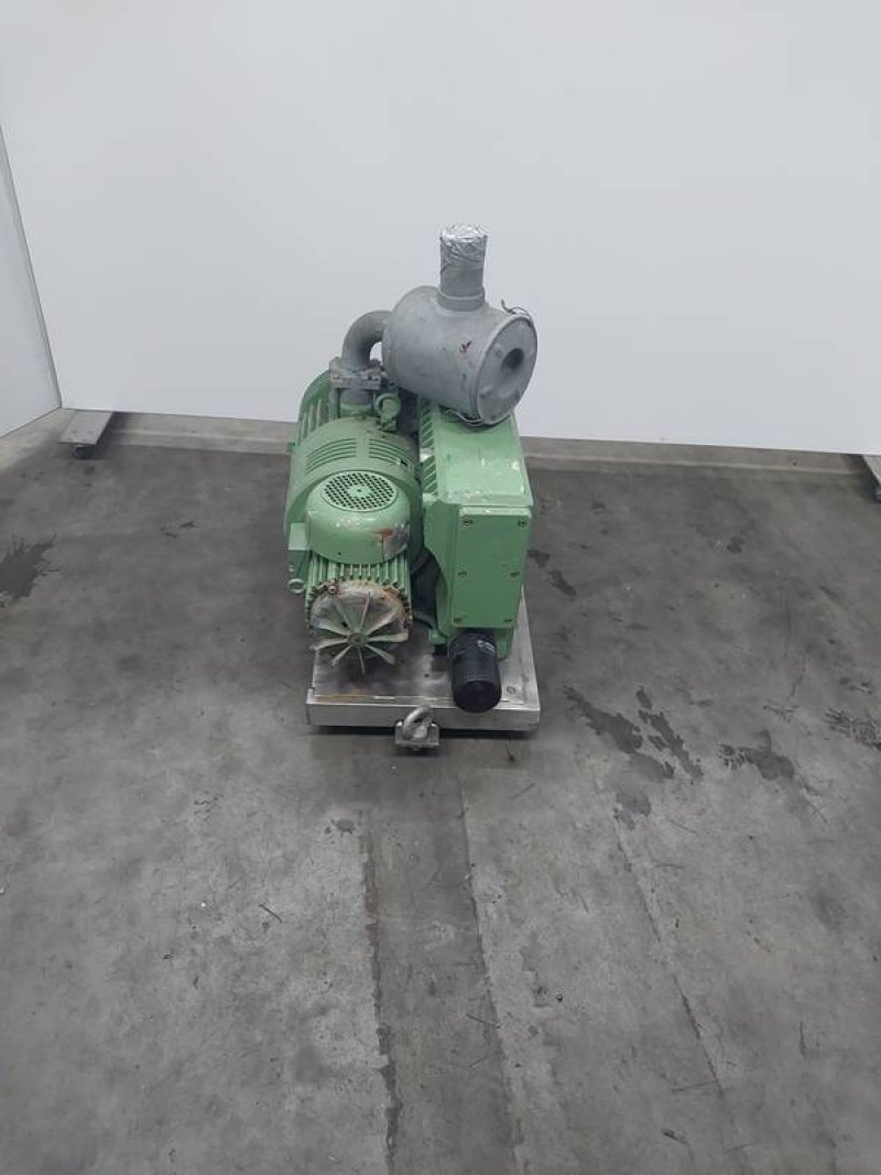 Vacum pump