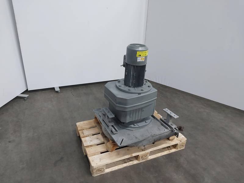 Drivewheel for birail conveyor