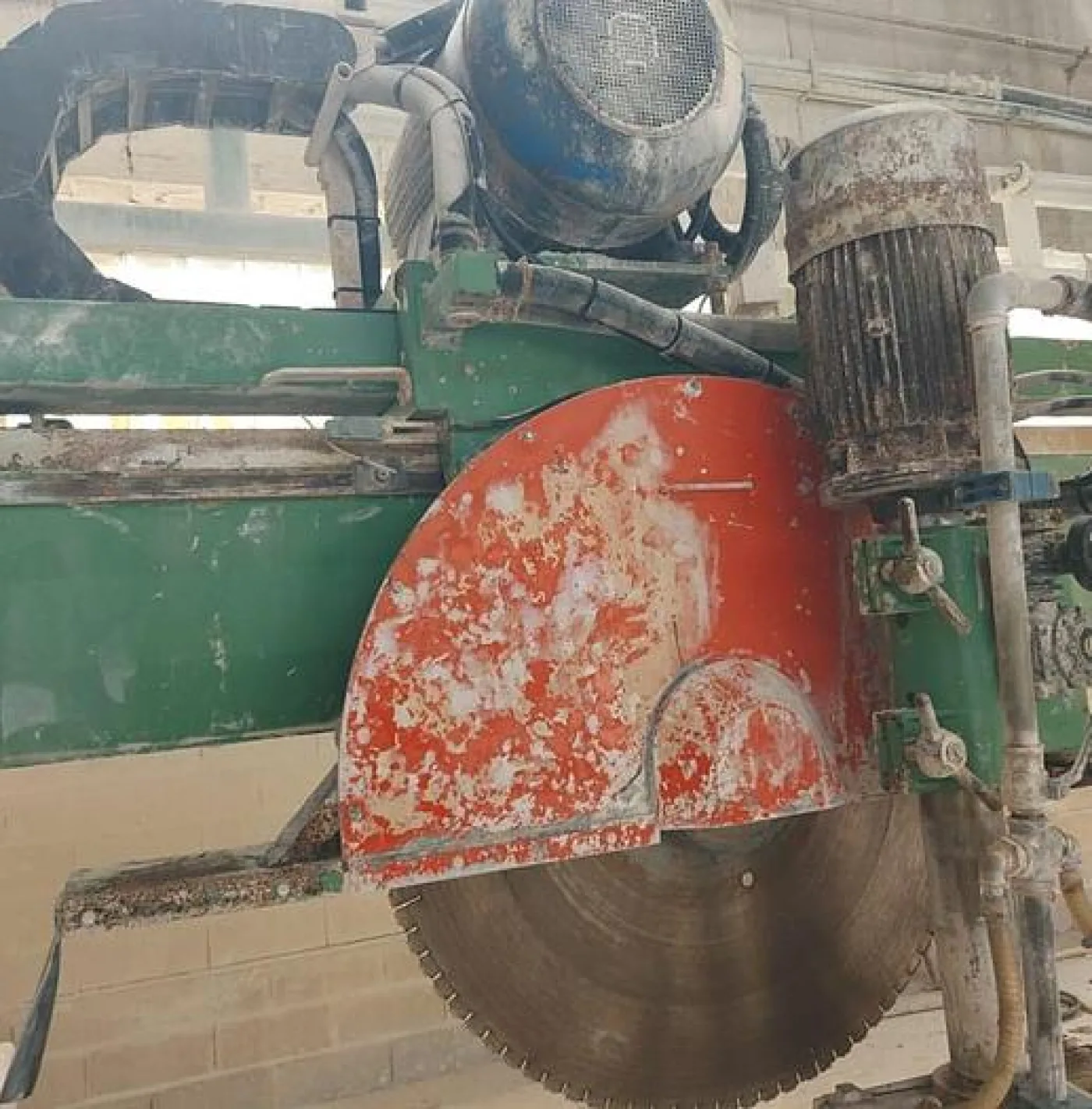 2000 Pedrini M 586 MA 220/4- - 6