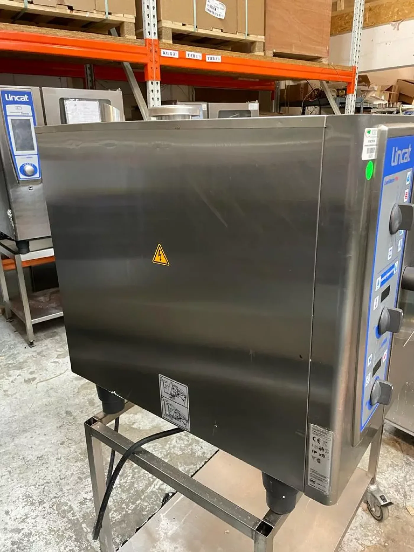 Rational CombiMaster Plus (CMP) 6-1/1/E (6-Grid Electric Combi Oven) Lincat Branded - islandcatering - 8