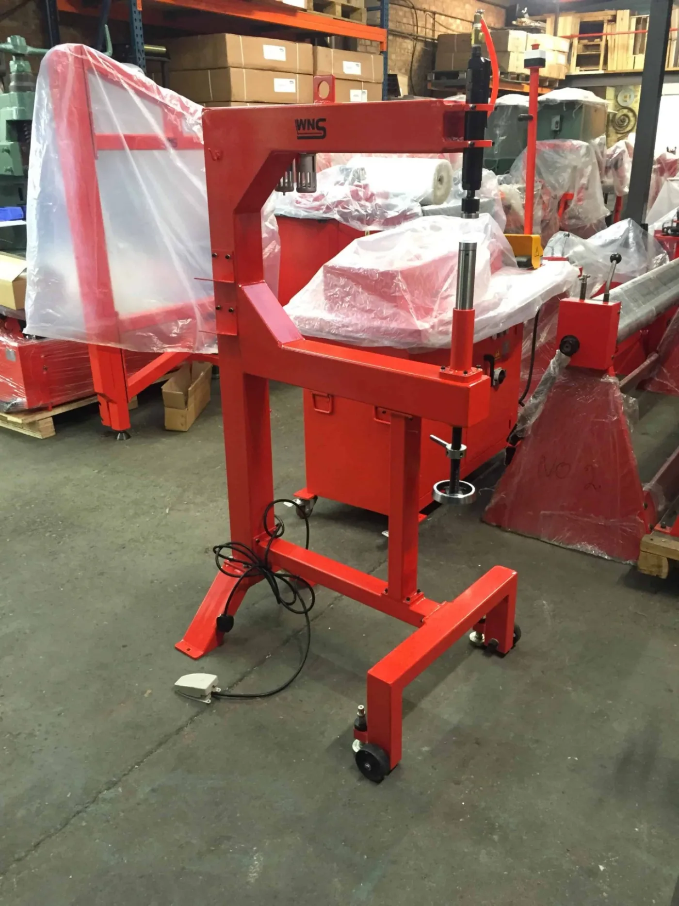 WNS Pneumatic Planishing Hammer 610mm - WNS - W. Neal Services Ltd - 8