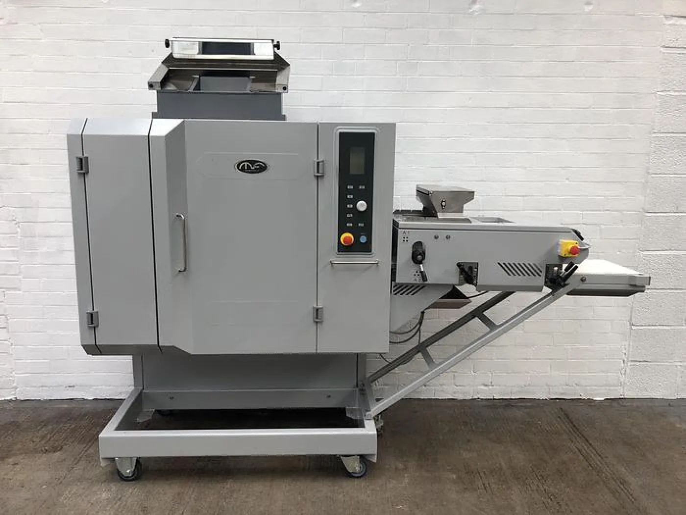 Artezen Syncro120EM Pico 2 pocket Roll Plant, with pinner and finger roll attachment, 20-120g - 1