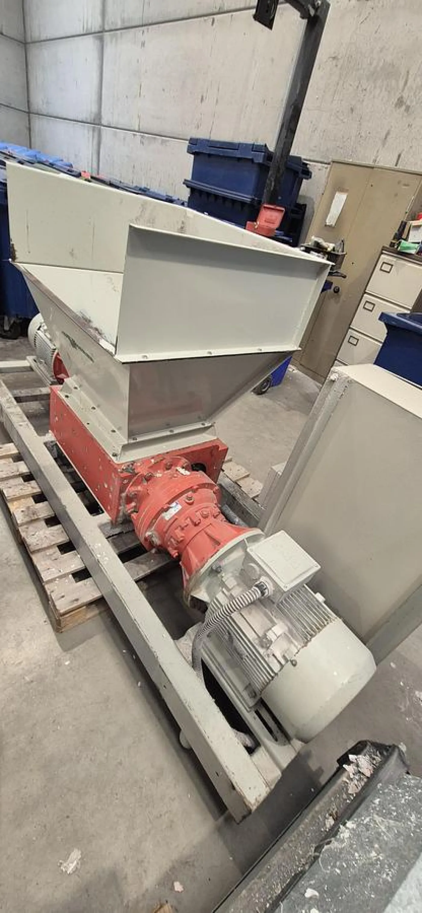 2010 Evashred EV 45E Twin-shaft Slow-speed Shredder - 5