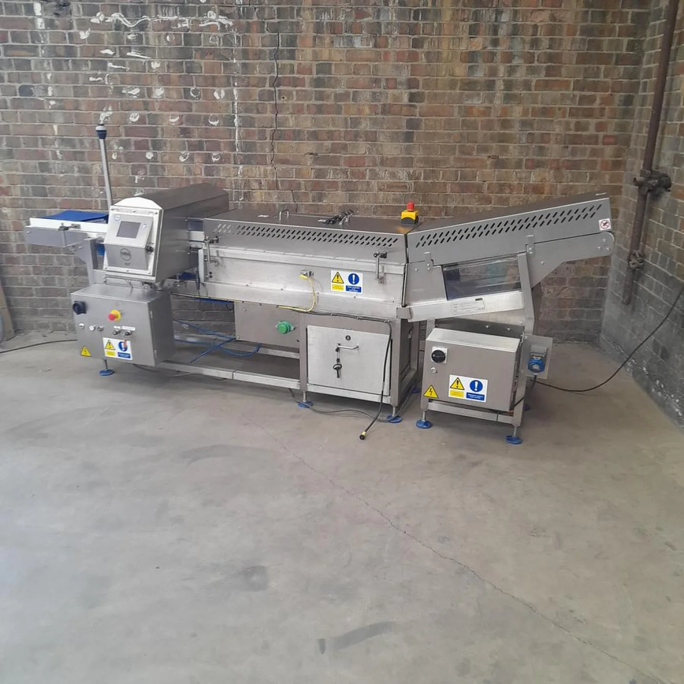 Used 2022 LOMA (IQ3) Systems Incline Conveyor - 1