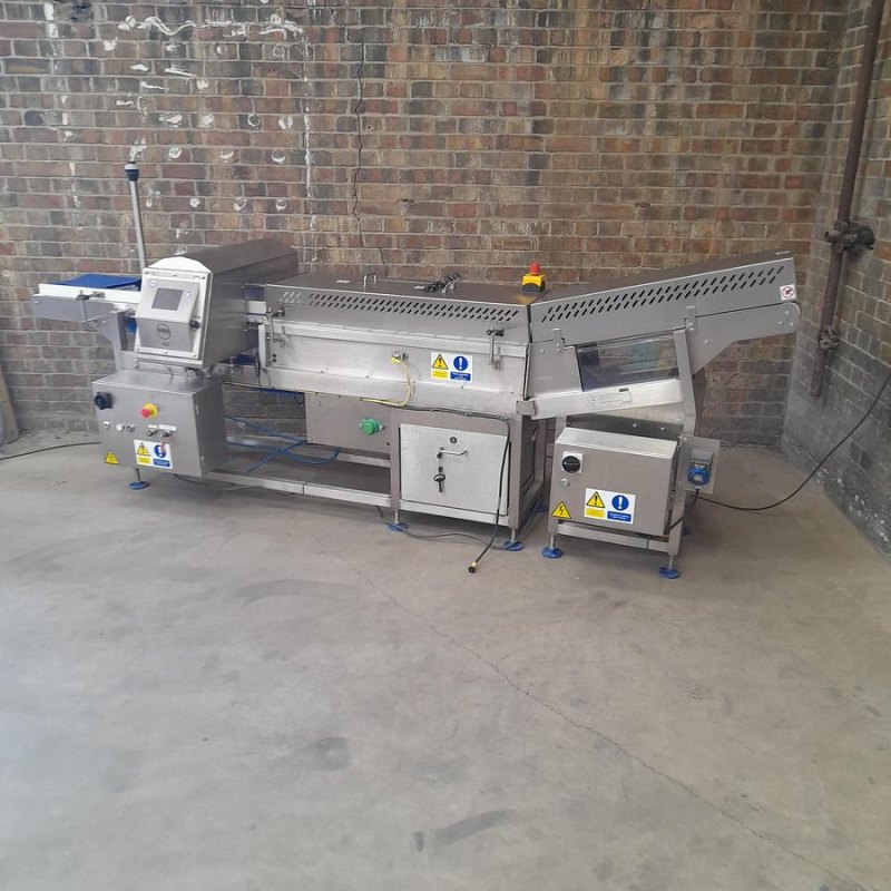 Used 2022 LOMA (IQ3) Systems Incline Conveyor