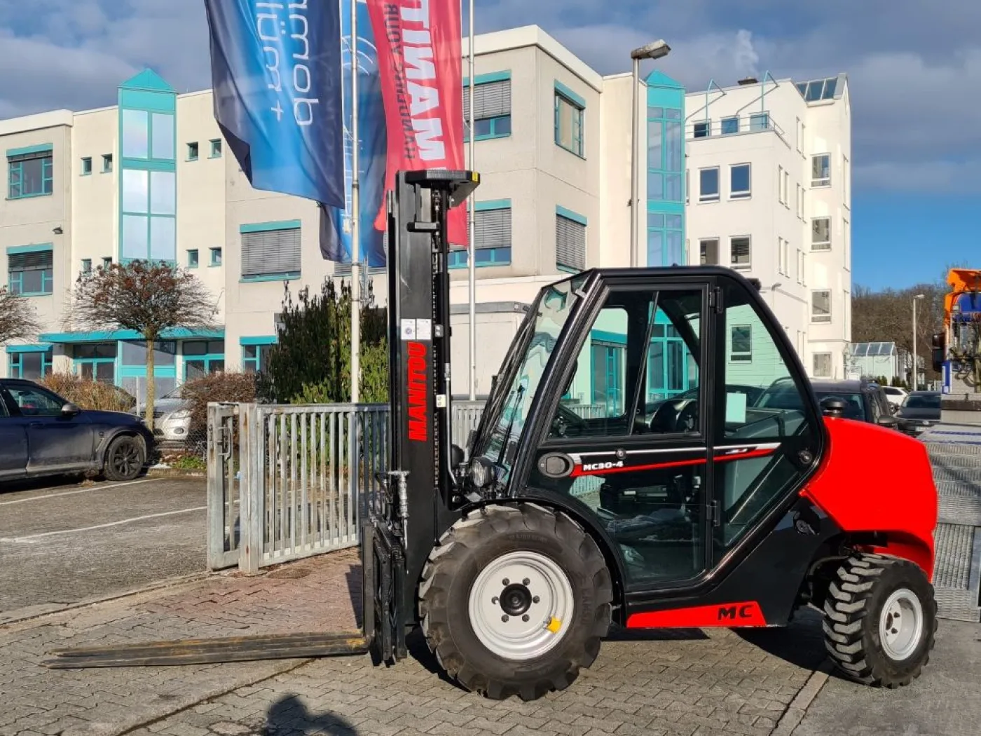 Manitou MC 30-4 ST3A S1 - 2
