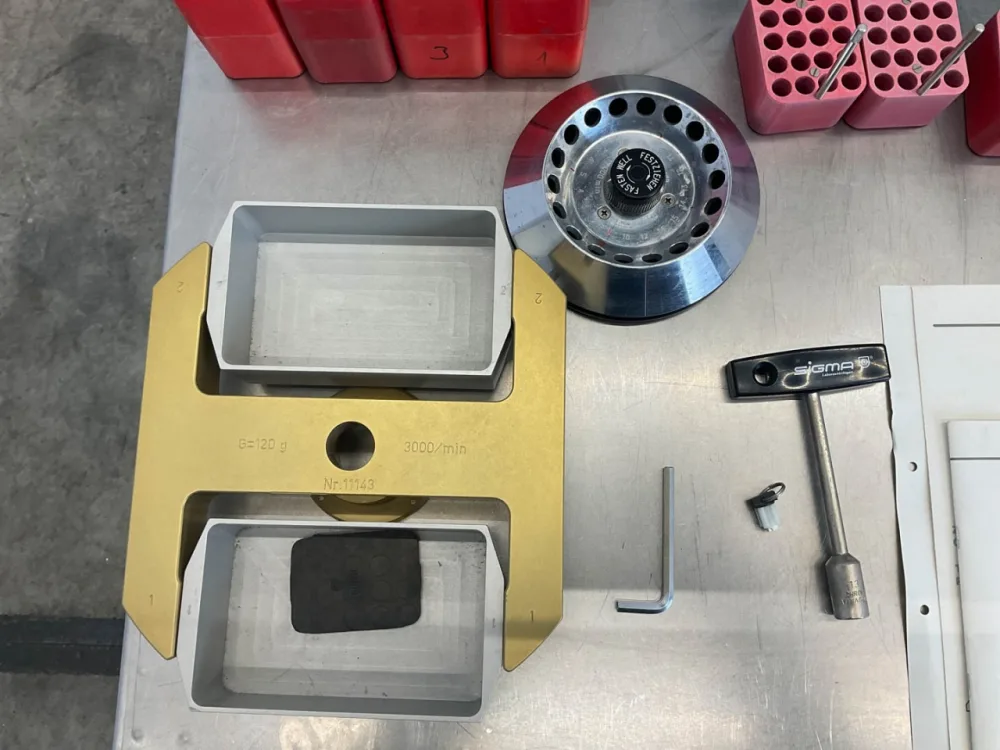 Sigma 4k10, Lab centrifuge - Miscellaneous