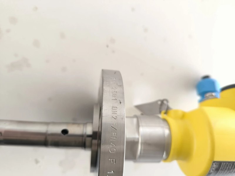 LEVEL INDICATOR WITH EXTENSION TUBE VEGAFLEX 81 ATEX