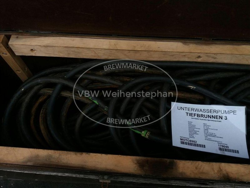 submersible pump