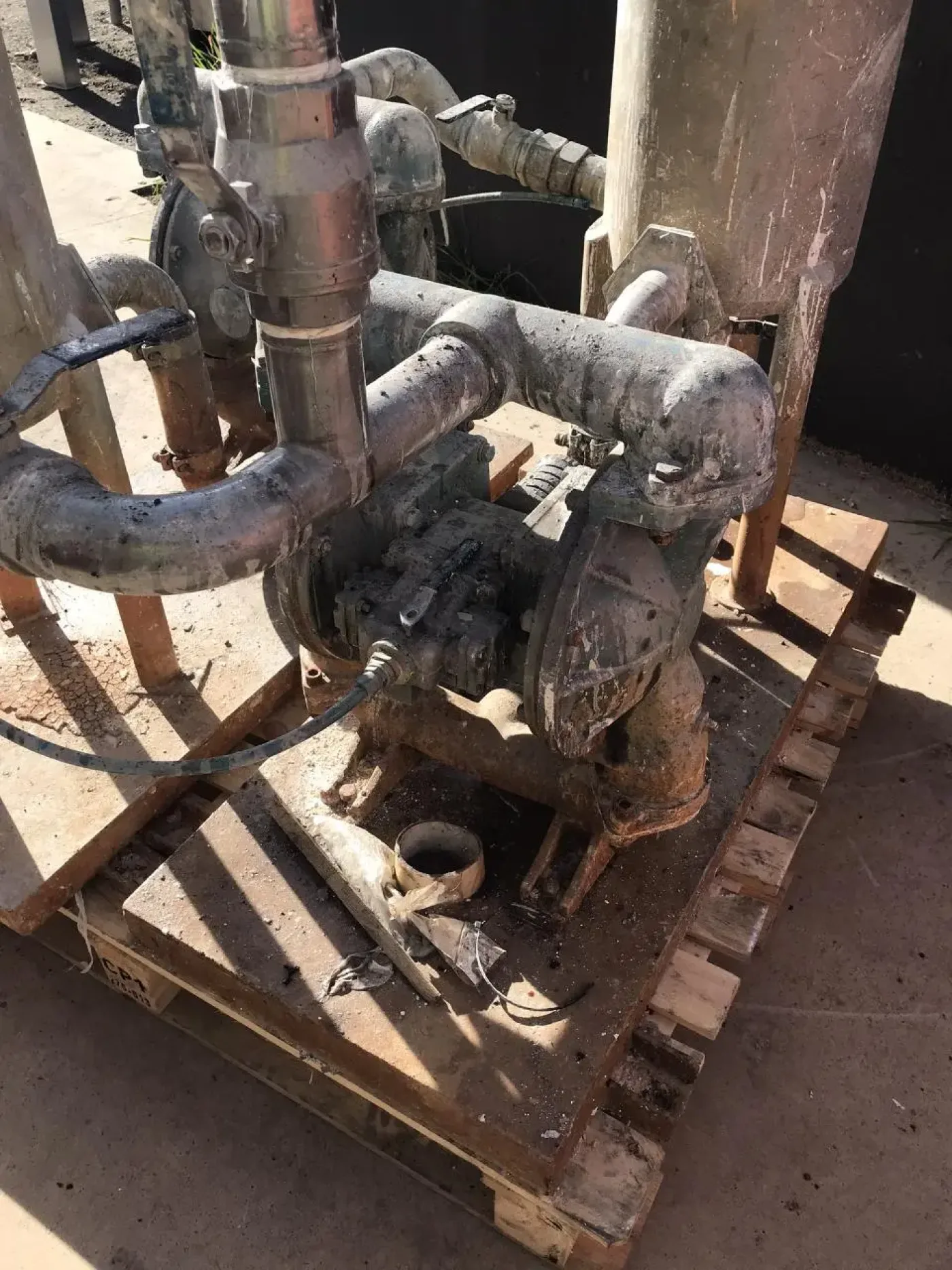 USED AODD SANDPIPER EB2-M TN-3-A AIR OPERATED DOUBLE DIAPHRAGM PUMP WITH STAINLESS STEEL GAF FILTER 15 LITERS - 3