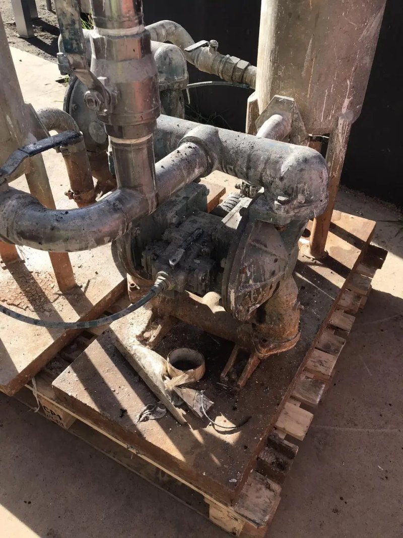USED AODD SANDPIPER EB2-M TN-3-A AIR OPERATED DOUBLE DIAPHRAGM PUMP WITH STAINLESS STEEL GAF FILTER 15 LITERS