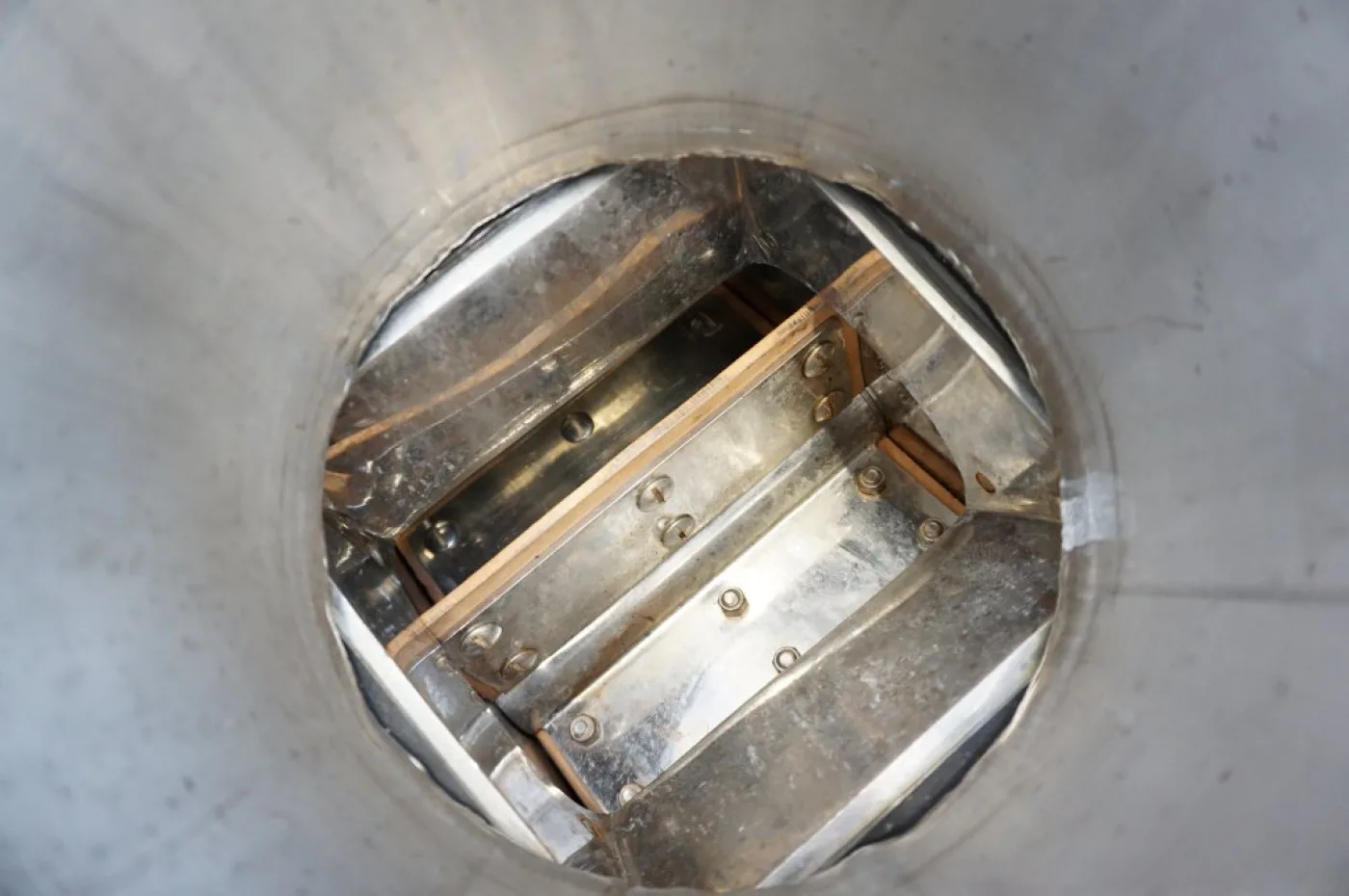 Russell A14400 - Rotating sieve - 7