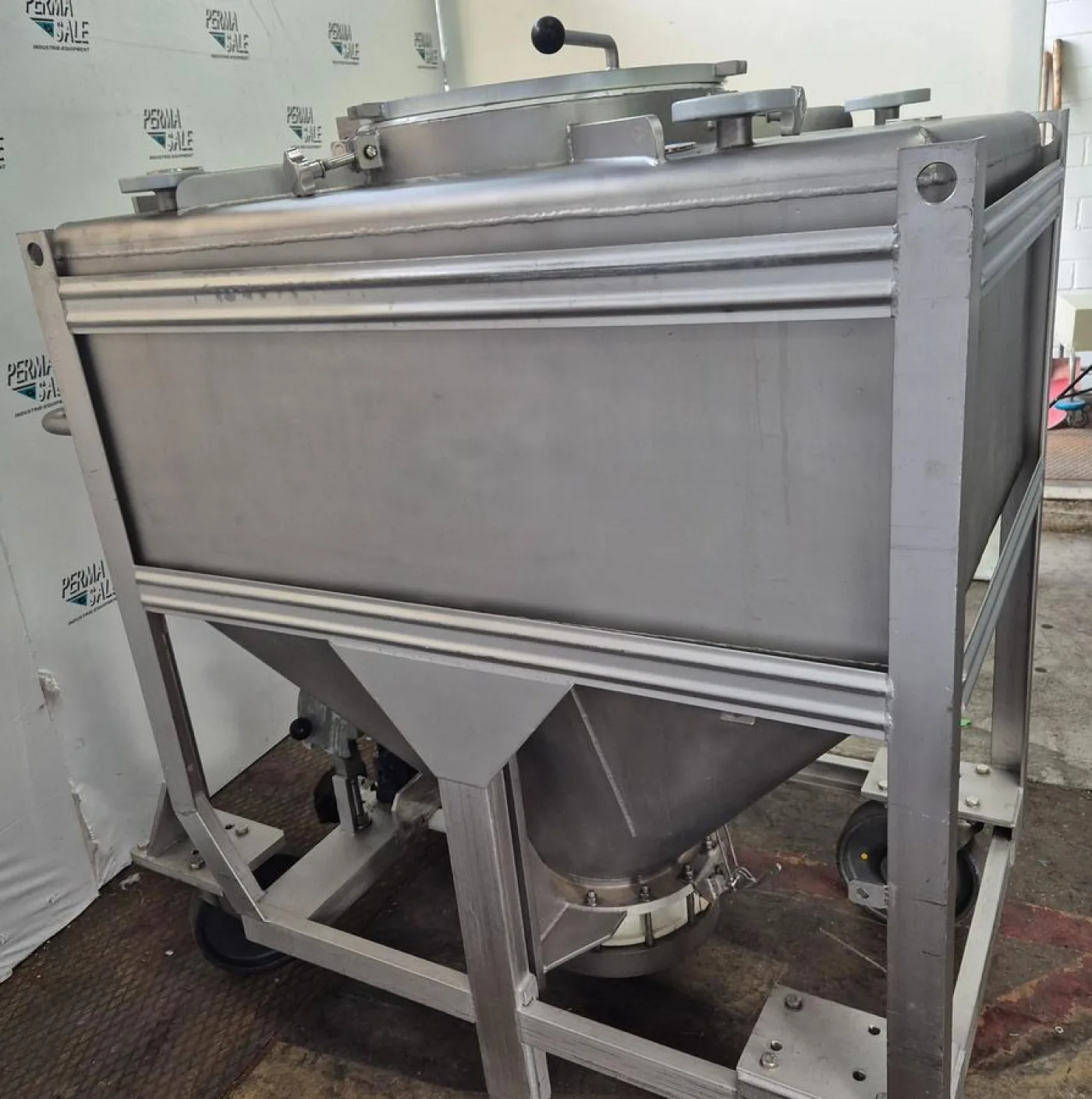Edelstahl-Maurer AG IBC-Behälter mit Halar-Beschichtung 670 ltr. - 4