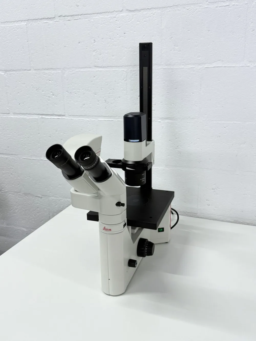 Leica DM IL LED Cellfactory + C1 Flexacam Omkeer Microscoop