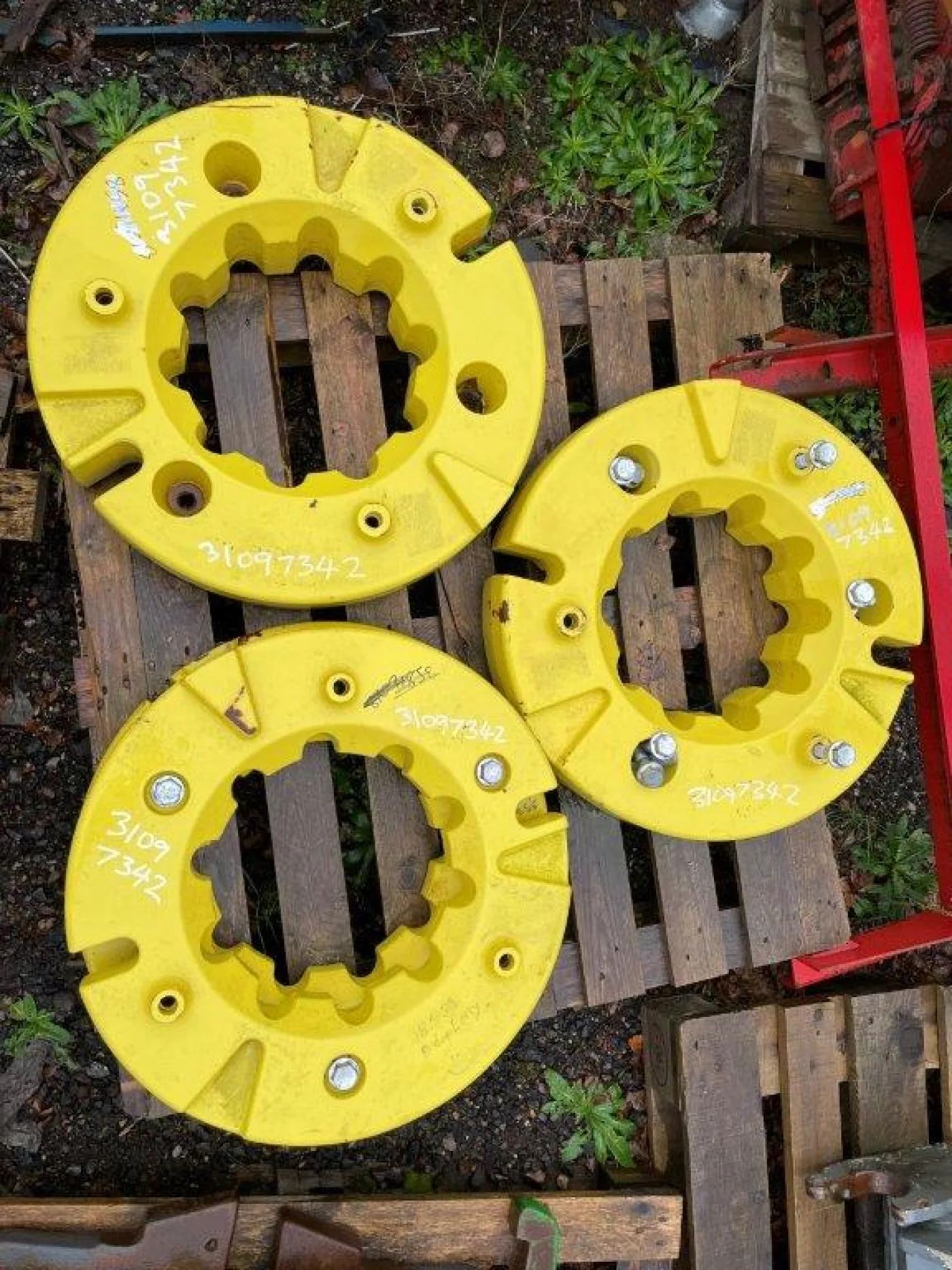 John Deere - WHEEL WEIGHTS 6R WHEEL WEIGHTS - 1