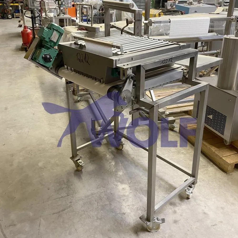 Trüffelkugelaufleger - mit ca. 470 mm Arbeitsbreite und 10 Produktreihen.