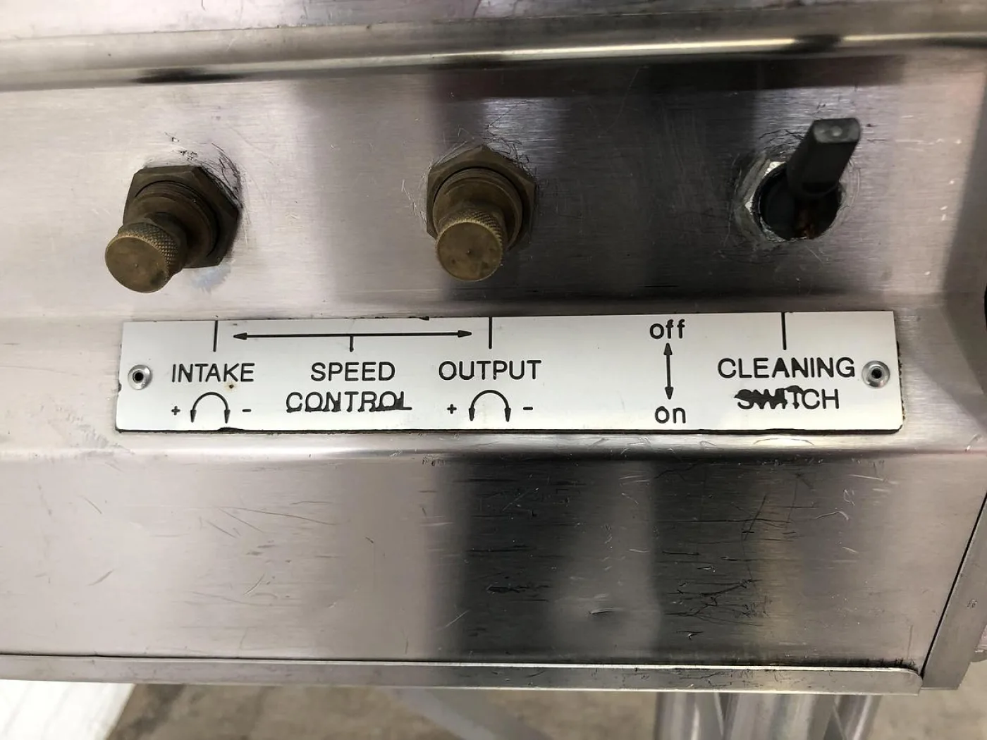 Apple Engineering Single Head Depositor - 5
