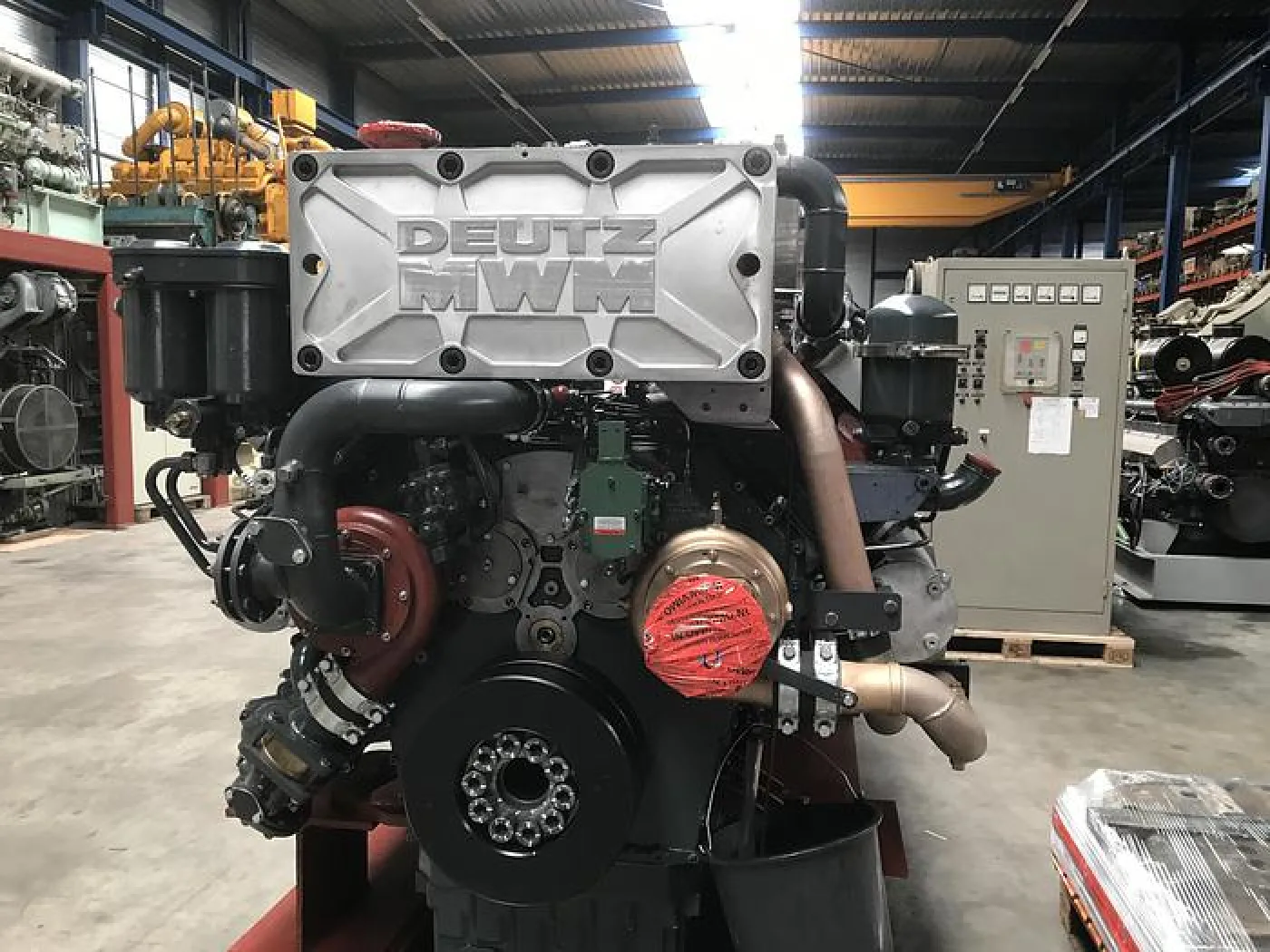 2001 DEUTZ TBD 620-V16 - 7