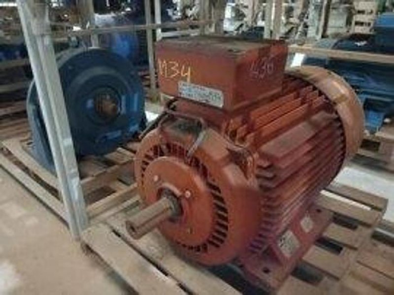Motor INDAR 132 kW NC 315 M-2