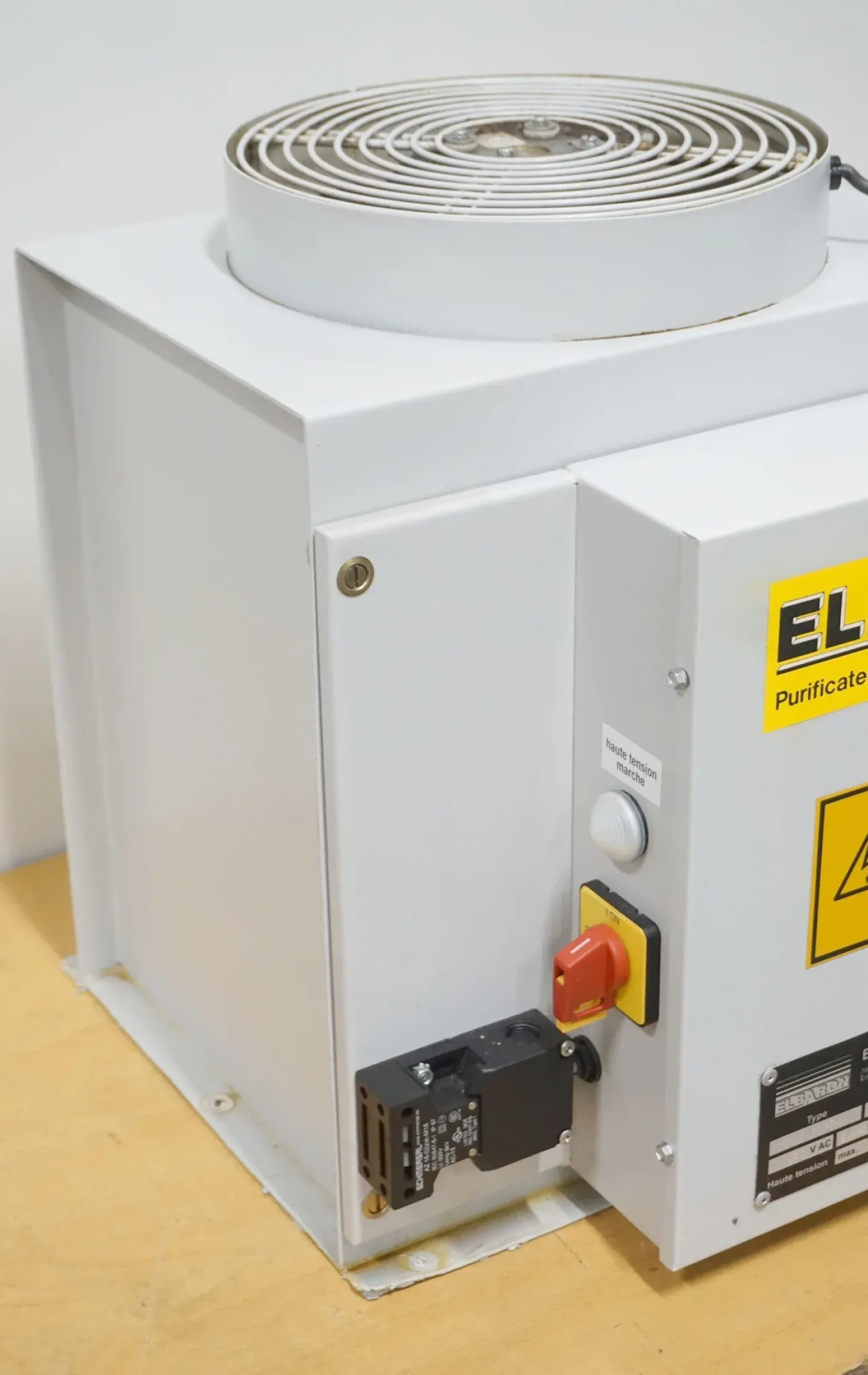 022922 - ELBARON RON/A 60 SV - 2